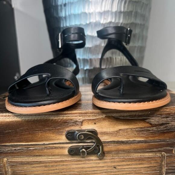 Franco Sarto Greene Strappy Sandals in Black - Picture 3 of 9